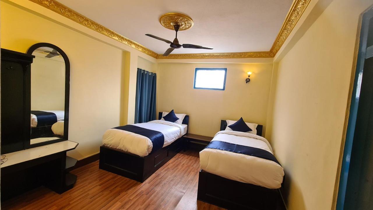 Temple Town Inn Katmandu Zewnętrze zdjęcie