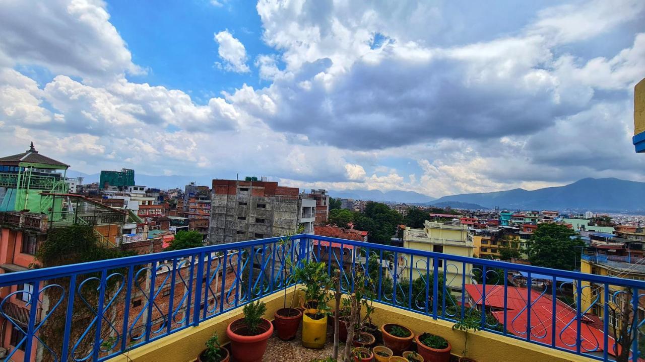 Temple Town Inn Katmandu Zewnętrze zdjęcie