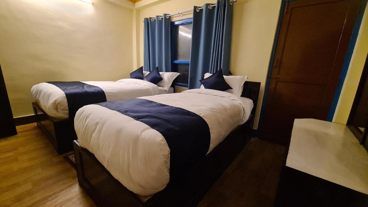 Temple Town Inn Katmandu Zewnętrze zdjęcie